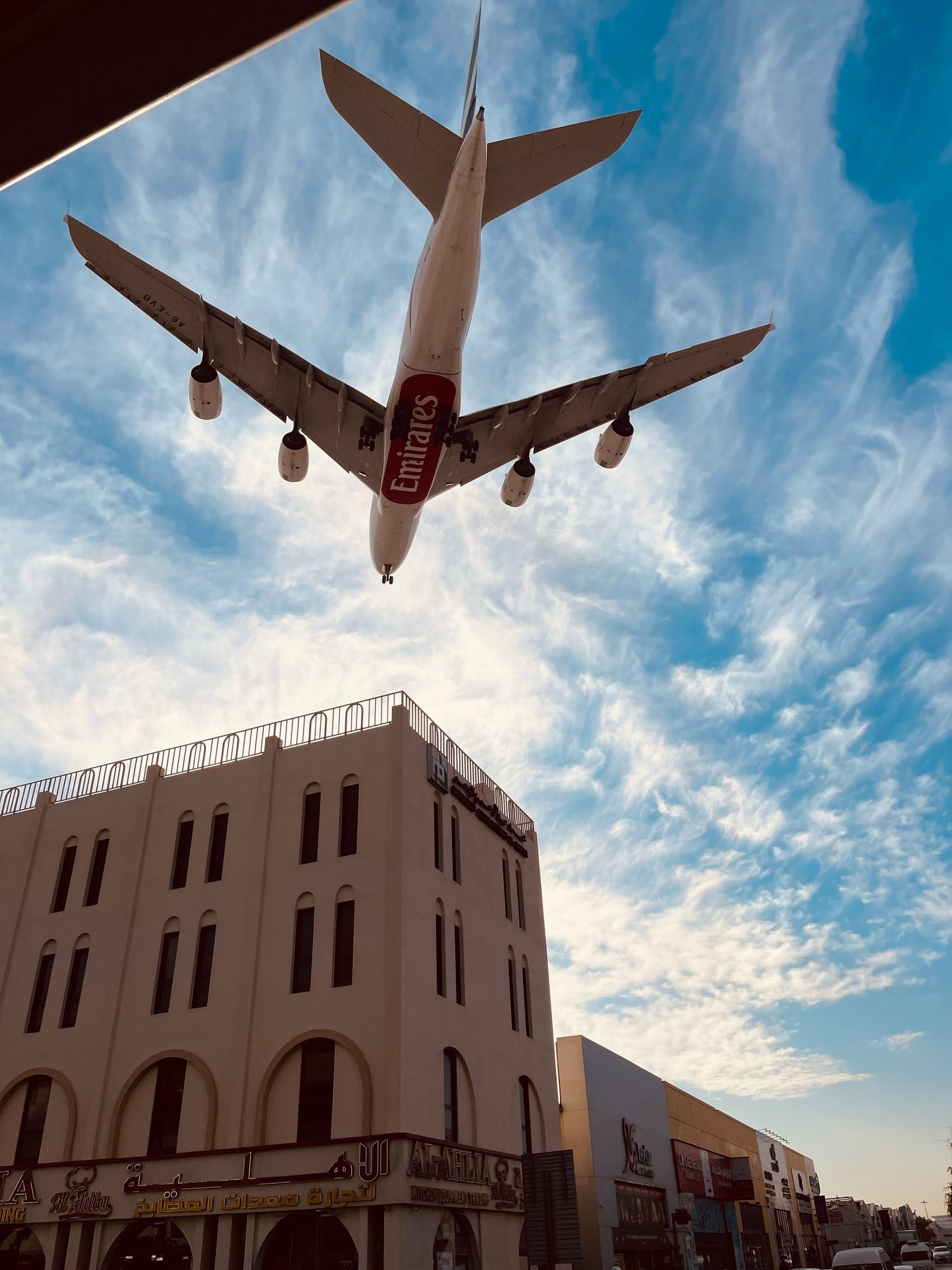 Aircraft wing for worldwide flight booking